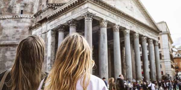 Lazio_Rome_Pantheon_Tourist_People_Visiting