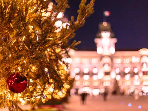 Treiste Unita DItalia Square Festive Traditions